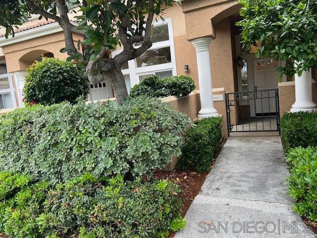 property at 7105 Calabria Ct