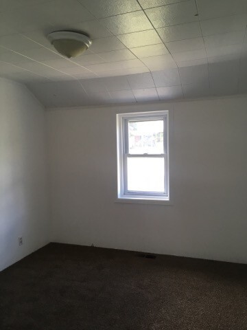 1375 Mountain View Dr in Missoula, MT - Foto de edificio - Building Photo