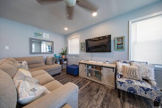 97 Florida St in Long Beach, NY - Building Photo - Building Photo