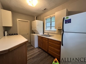 619 Ratone Ln in Manhattan, KS - Building Photo - Building Photo