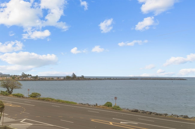 111 Kahului Beach Rd in Kahului, HI - Building Photo - Building Photo