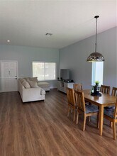 4422 Foxtail Ln in Weston, FL - Building Photo - Building Photo