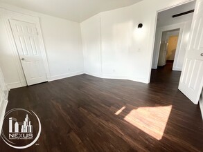 324 Willow St, Unit 3 in Waterbury, CT - Foto de edificio - Building Photo