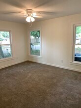 3900 Sanger Ave in Waco, TX - Building Photo - Building Photo