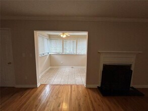 1016 Wingate Way in Atlanta, GA - Building Photo - Building Photo