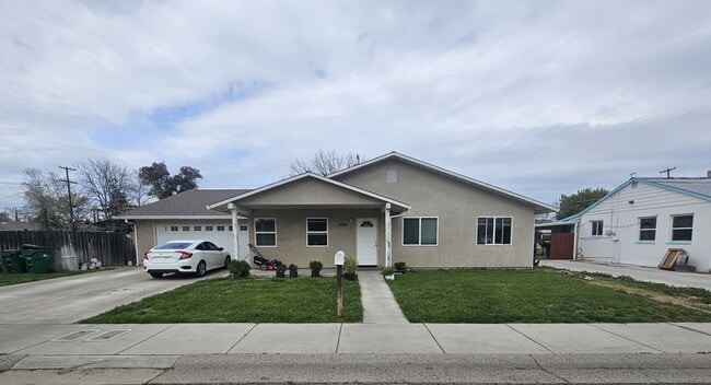 property at 1592 Kaufman Ave