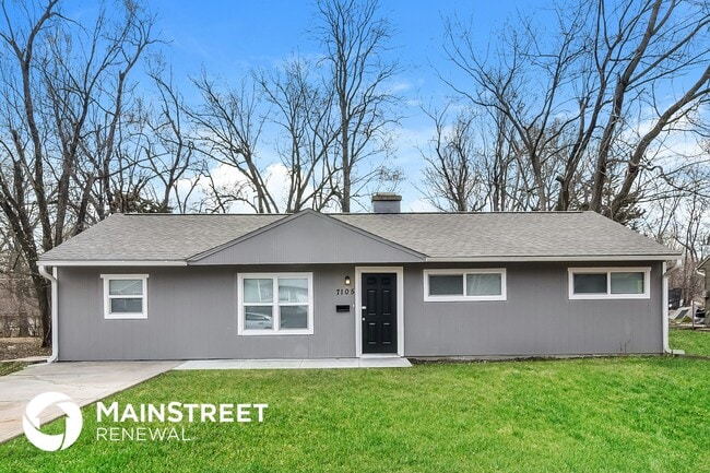 7105 E 111th Terrace in Kansas City, MO - Building Photo - Building Photo