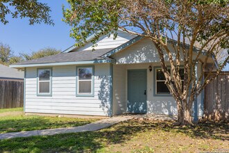 3727 Aragon Dr in San Antonio, TX - Building Photo - Building Photo