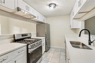 106 Ivy Green Ln SE in Marietta, GA - Building Photo - Building Photo