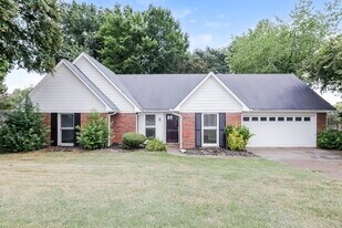 488 Mysen Dr in Cordova, TN - Building Photo