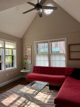 50 Orchard Rd in West Hartford, CT - Building Photo - Building Photo