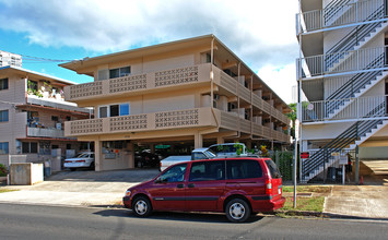 1718 Young St in Honolulu, HI - Building Photo - Building Photo