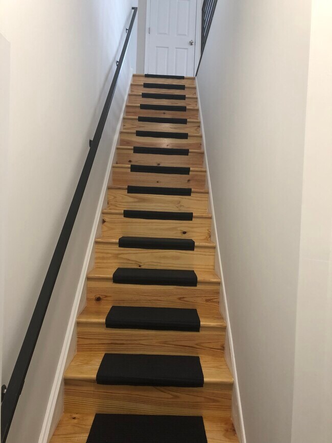 4051 Powelton Ave, Unit #3 photo'