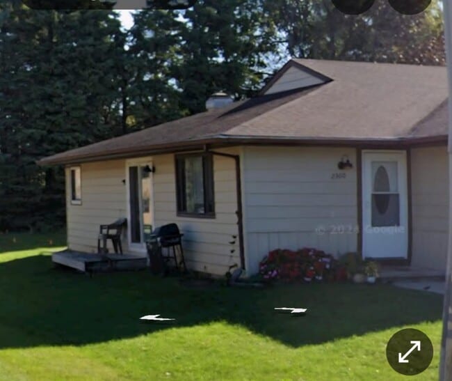 2300 S Schaefer St in Appleton, WI - Building Photo - Building Photo