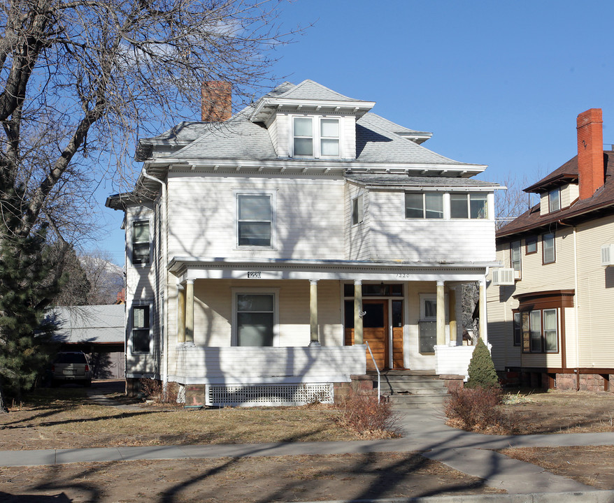 1220 N Nevada Ave in Colorado Springs, CO - Foto de edificio