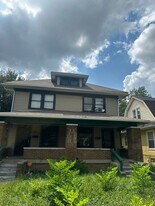636 N Oakland Ave in Indianapolis, IN - Building Photo