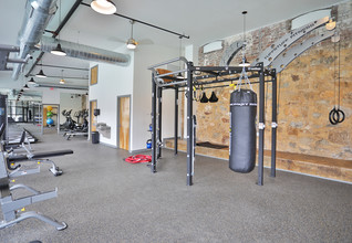 The Lofts at Hawthorne Mill in Charlotte, NC - Foto de edificio - Building Photo