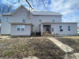 119 N 22nd St in Mattoon, IL - Building Photo
