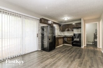 3243 Eastbrooke Ct in Indianapolis, IN - Building Photo - Building Photo