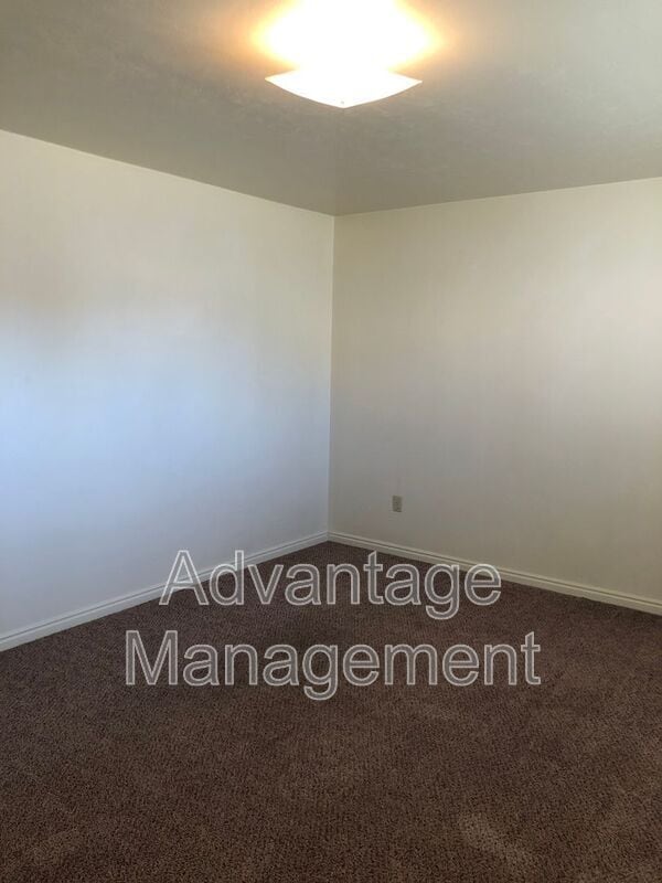 2138 W 220 N in Provo, UT - Building Photo - Building Photo