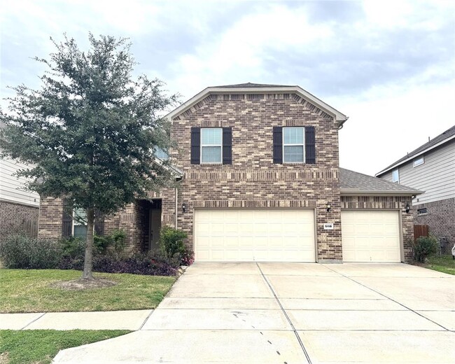 property at 5118 Kingship Ct