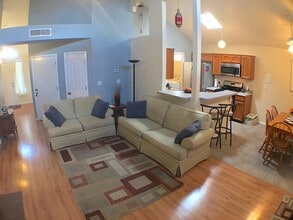 12056 Jose Cisneros Dr in El Paso, TX - Building Photo - Building Photo