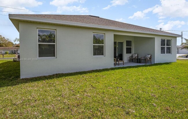 property at 4602 SW Obelisk St