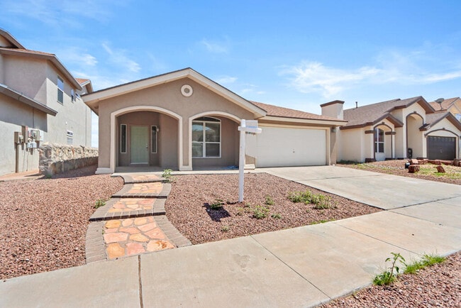5432 Santiago Roque Dr in El Paso, TX - Building Photo - Building Photo