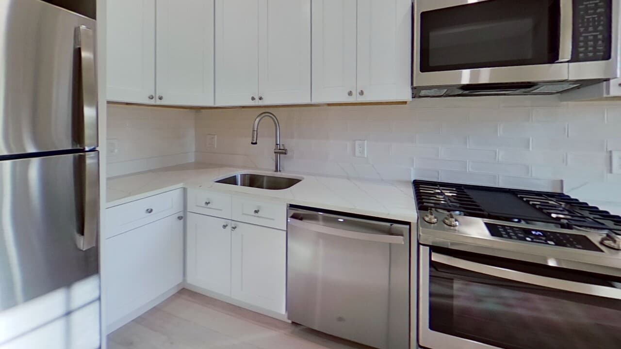 37 Calumet St, Unit 1 in Boston, MA - Building Photo