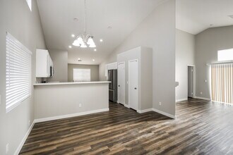 2717 Fern Forest Ct in North Las Vegas, NV - Building Photo - Building Photo