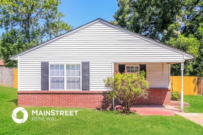 property at 484 Ferncliff Cove