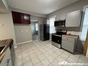 2828 15th Ave S in Minneapolis, MN - Building Photo - Building Photo