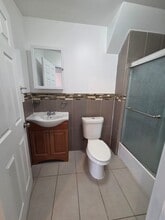222 Amherst St, Unit 1 in East Orange, NJ - Building Photo - Building Photo