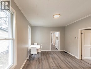 420 Pierre Ave in Windsor, ON - Building Photo - Building Photo