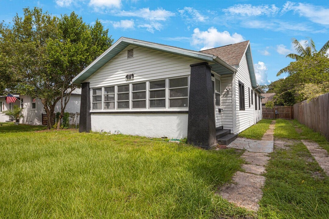 4119 1st Ave N in St. Petersburg, FL - Building Photo