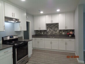 43524 7th St E in Lancaster, CA - Building Photo - Building Photo