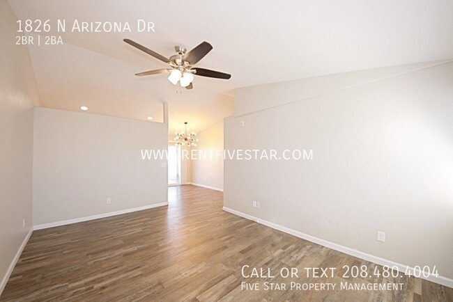 1826 N Arizona Dr in Pocatello, ID - Foto de edificio - Building Photo