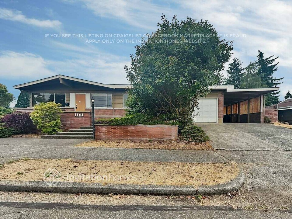 1131 Lenore Dr in Tacoma, WA - Building Photo
