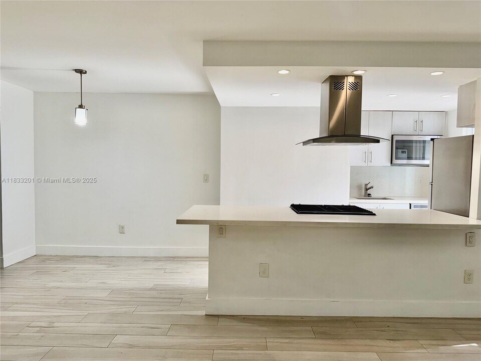 1698 Jefferson Ave in Miami Beach, FL - Building Photo
