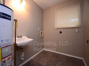 8624 Templeton Dr in Omaha, NE - Building Photo - Building Photo