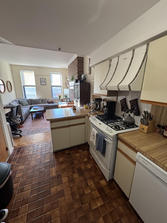 729 Washington St in Hoboken, NJ - Building Photo - Building Photo