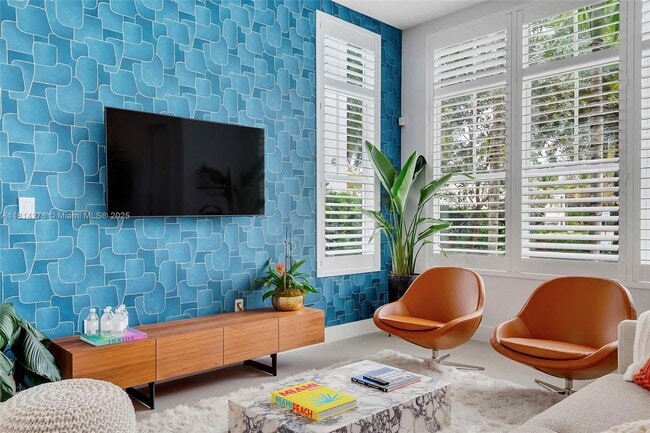 3404 Ponce de Leon in Coral Gables, FL - Building Photo - Building Photo
