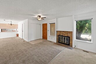 826 San Antonio Pl in Colorado Springs, CO - Building Photo - Building Photo