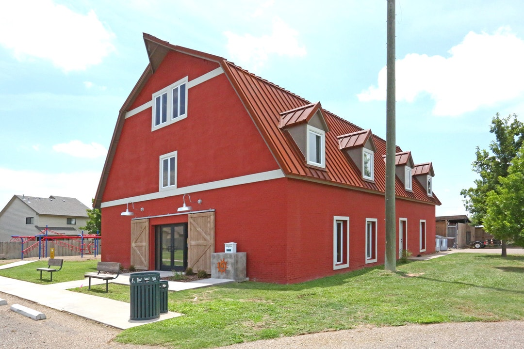 Alta Terra in Portales, NM - Foto de edificio