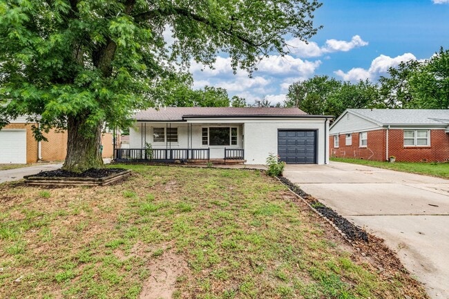 property at 215 N Hungerford St