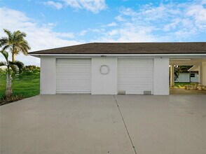 20000 SW 216th St in Miami, FL - Building Photo - Building Photo