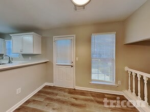 6010 Waggoner Ct in Rex, GA - Building Photo - Building Photo