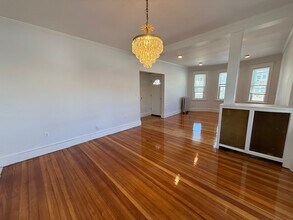 272-274-274 Belgrade Ave in Boston, MA - Building Photo - Building Photo