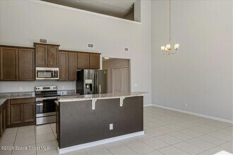 89 Redondo Dr in Satellite Beach, FL - Foto de edificio - Building Photo