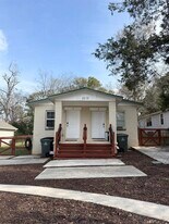 2213 Holton St in Tallahassee, FL - Building Photo